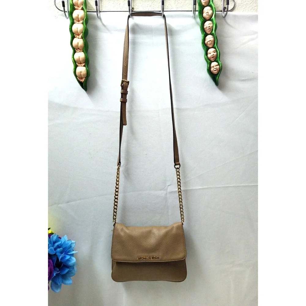 Michael Kors Beige Pebbled Leather Chain Strap Crossbody Bag